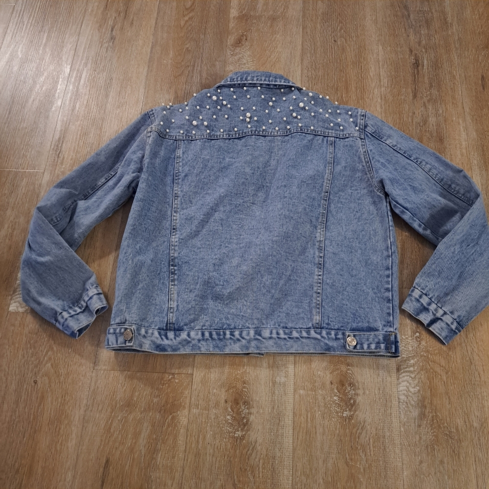 Blue Denim Jacket White Pearl Studs Women's Jacket NWOT - Picture 5 of 12